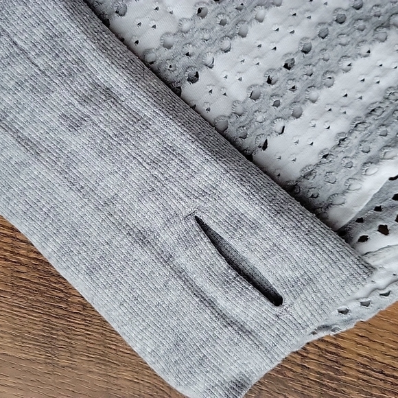 Calvin Klein Womens Performance Striped Top - Picture 5 of 8